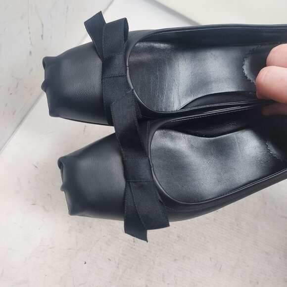 Christian Louboutin Black Mamaflirt Leather Ballerina Pump - Picture 4 of 11